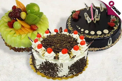 From QR65 Enjoy a Range of Delicious Cakes, Desserts OR Bouquets of Fresh Fruits! (Up to QR300 Value)